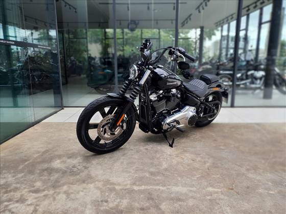 HARLEY-DAVIDSON STREET BOB HARLEY-DAVIDSON STREET BOB